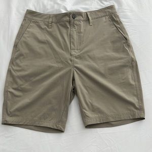 Saxx Go To Town 9” 2-in-1 Hybrid Shorts With Mesh Liner.